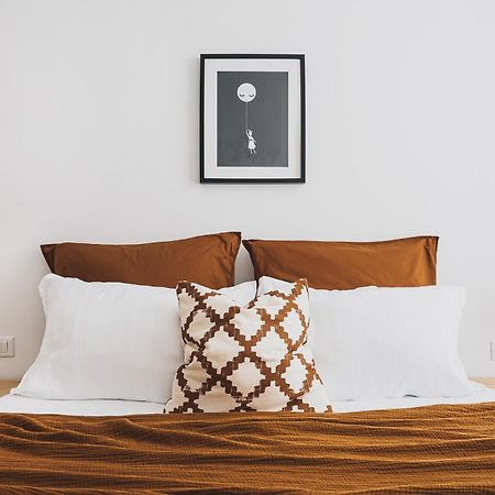 Voya Nordic Apartment-A Luxury Oasis In The Old Town Braszów Zewnętrze zdjęcie