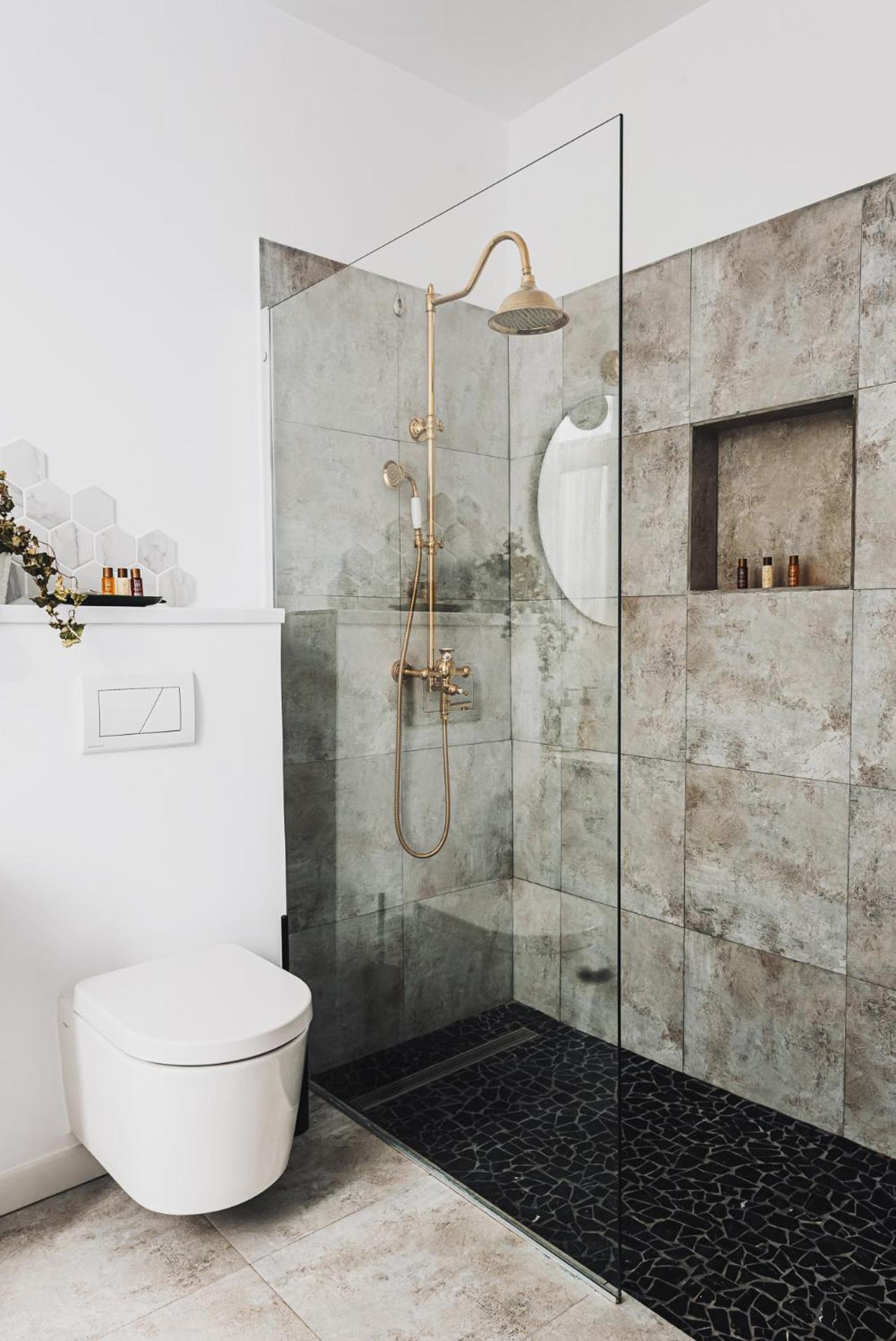 Voya Nordic Apartment-A Luxury Oasis In The Old Town Braszów Zewnętrze zdjęcie